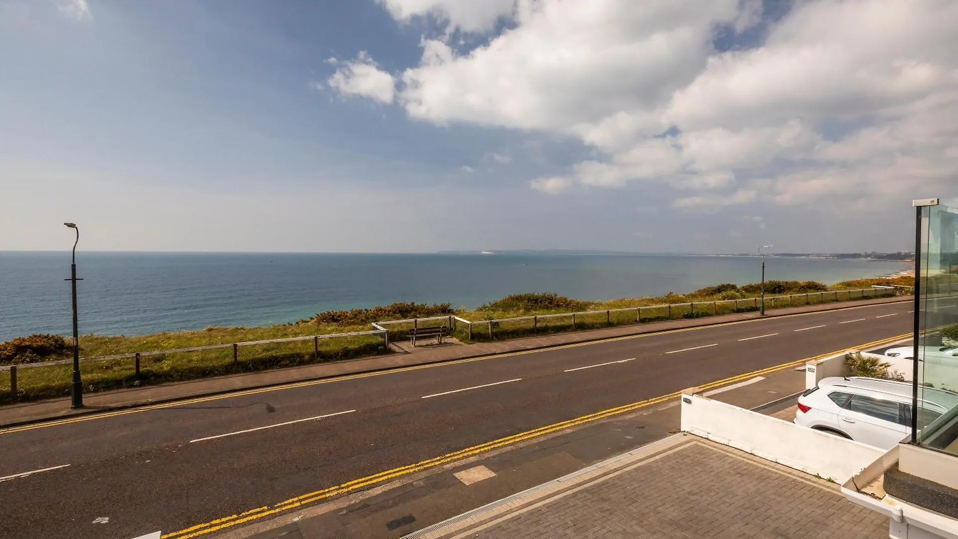 Apartment Luxury 3 Bed Apartment- Large Balcony With Seaviews Bournemouth United Kingdom
