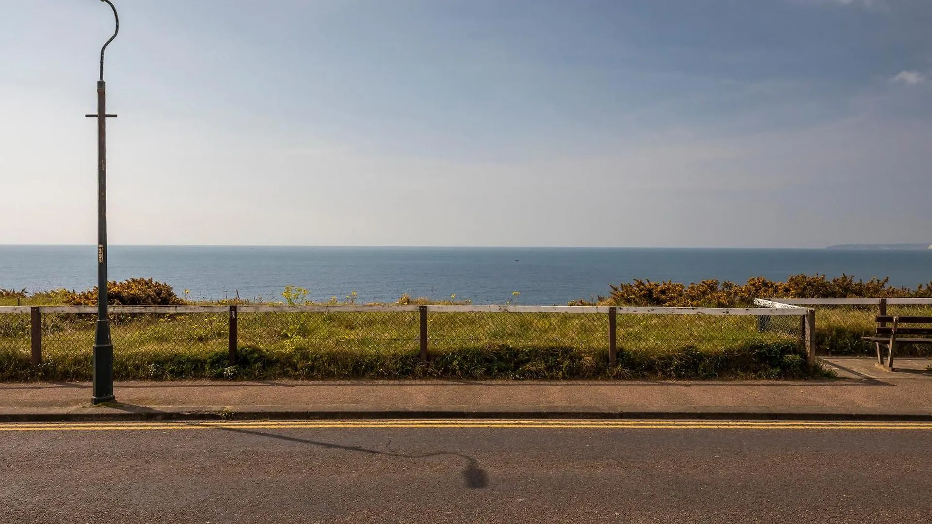 Luxury 3 Bed Apartment- Large Balcony With Seaviews Bournemouth 0*,  United Kingdom